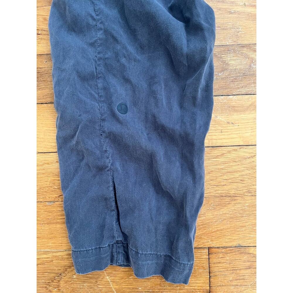Lululemon Women Move Lightly Pant Navy Size 6 A000838 - Picture 7 of 12